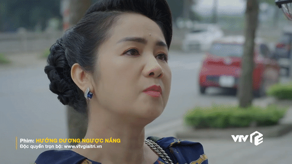 Cú tát của bà NSND Thu Hà khiến diễn viên Mạnh Cường văng cả kính Cú tát của bà NSND Thu Hà khiến diễn viên Mạnh Cường văng cả kính