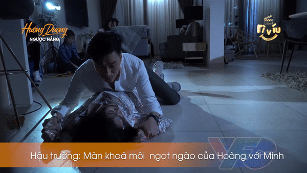 Việt Anh và Lương Thu Trang phối hợp nhịp nhàng trong cảnh quay khó Việt Anh và Lương Thu Trang phối hợp nhịp nhàng trong cảnh quay khó