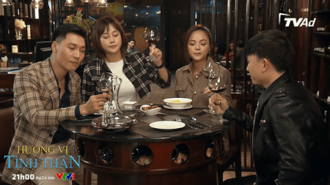 Phương Oanh chọc tức sếp