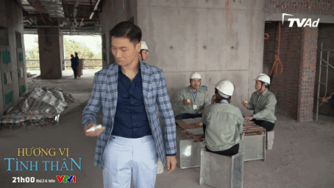 Nam (Phương Oanh) đụng độ Long (Mạnh Trường) tại công trường