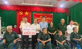 Công ty CP Him Lam và báo Tiền Phong tặng quà Trung tâm Điều dưỡng Thương binh và Người có công Long Đất