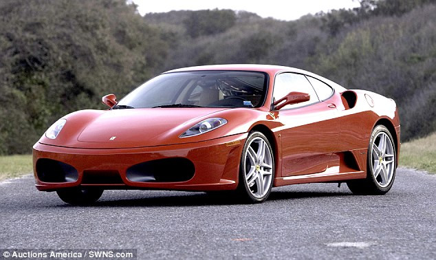 Đấu giá siêu xe của Tổng thống Trump