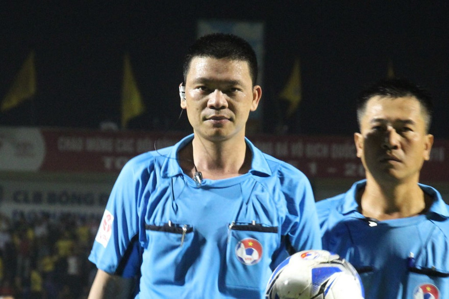 Trọng tài Hà Anh Chiến