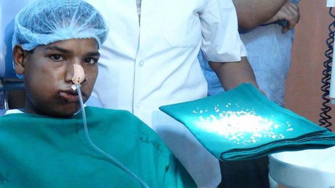 Nam thanh niên Ashik Gavai (Ảnh: BBC)