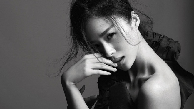 Cô đào “Tứ đại danh bổ 2” hấp dẫn qua ảnh đen trắng