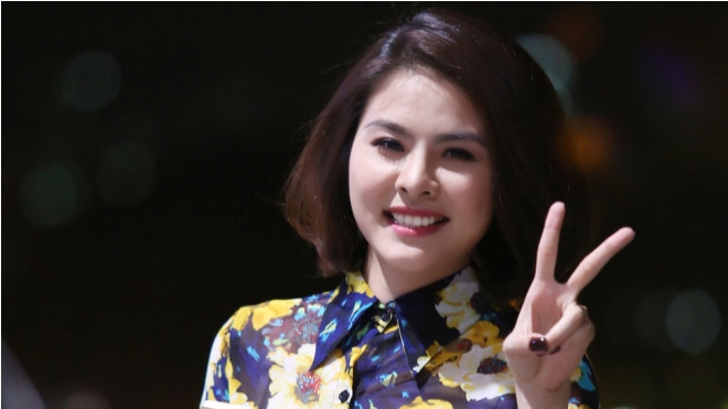 Vân Trang sành điệu đi Pháp dự Liên hoan phim