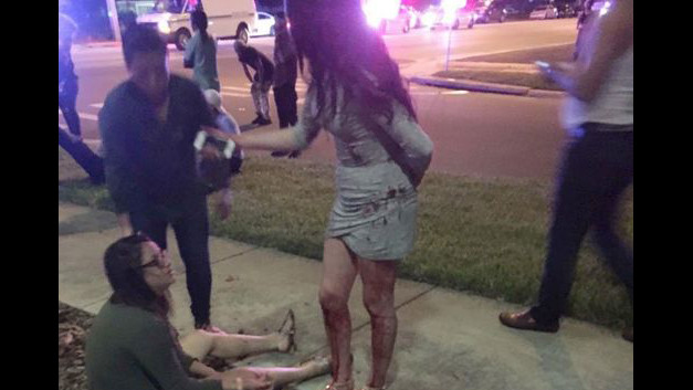 Một số người bị thương ở bên ngoài hộp đêm