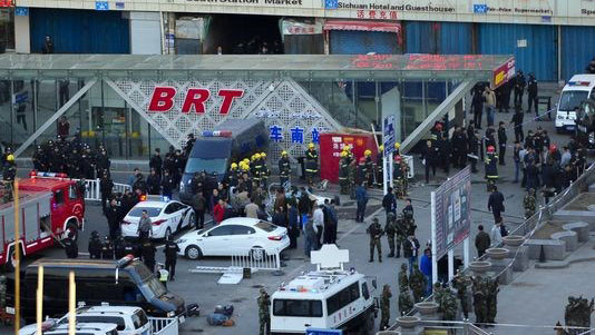 Hiện trường môt vụ khủng bố ở Tân Cương