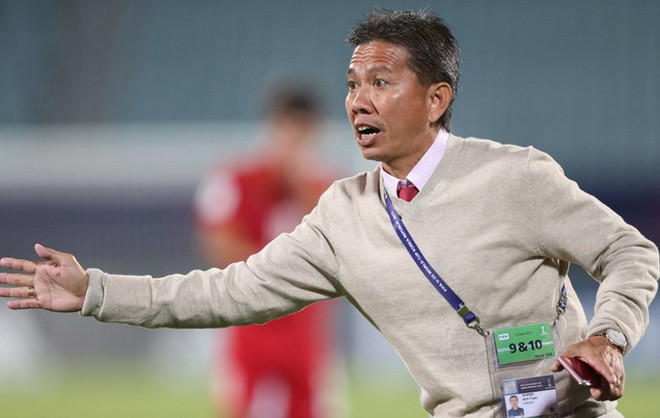 HLV Hoàng Anh Tuấn.