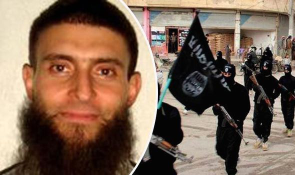 Andrey Karasik bị cáo buộc mang cả gia đình tới Syria gia nhập IS. Ảnh: Express.