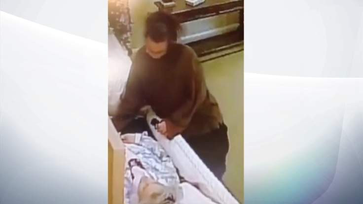 Hình ảnh được ghi lại từ camera giám sát. Ảnh: Skynews