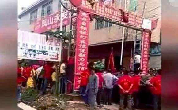 Bức ảnh hiện trường vụ việc được đăng tải trên mạng xã hội. Ảnh: SCMP