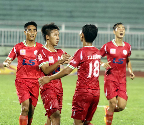 CLB TP.HCM thăng hạng V-League