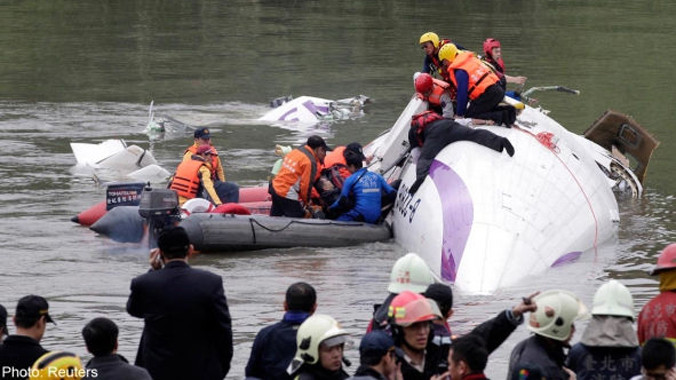 Hình ảnh máy bay gặp nạn hôm 4/2. 