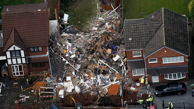 Ngôi nhà của cụ Wendy bị phá hủy hoàn toàn sau vụ nổ