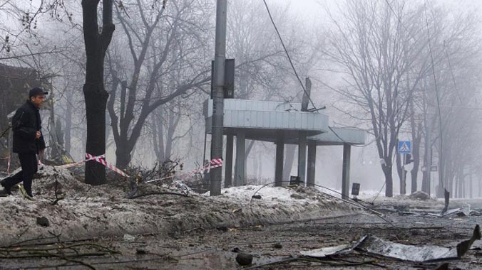 Bạo lực liên tiếp nổ ra tại Donetsk gây nhiều thương vong Ảnh: Tass