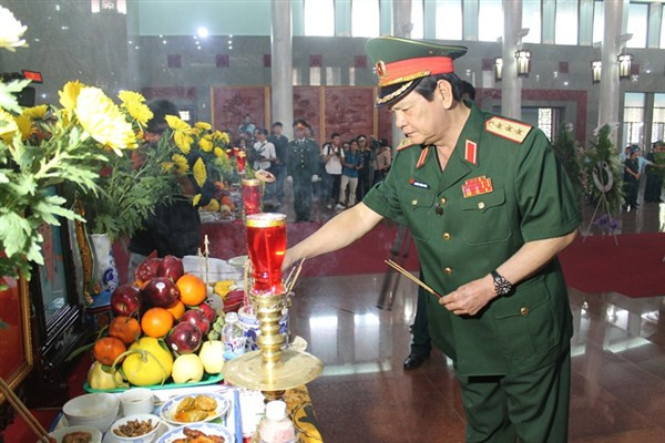 Chủ tịch nước chia buồn với gia đình 4 quân nhân hy sinh