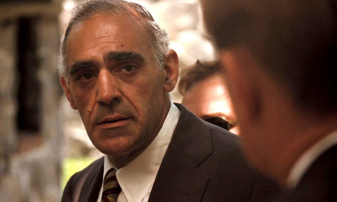 Ông Abe Vigoda trong một cảnh của bộ phim "Bố già" năm 1972.