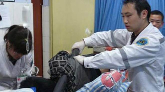 Anh Li Jen bị cột đèn đâm xuyên người