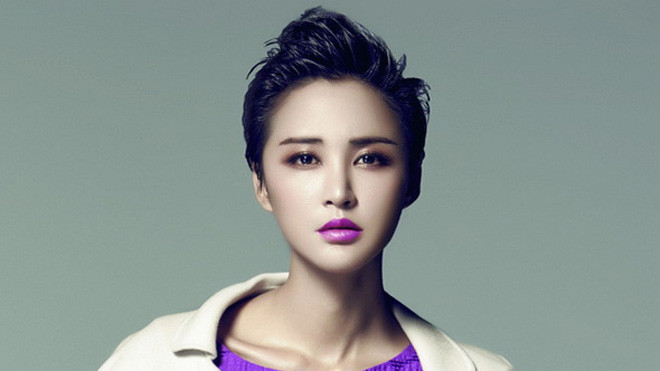 Mỹ nhân Hoa ngữ lạnh lùng mà quyến rũ