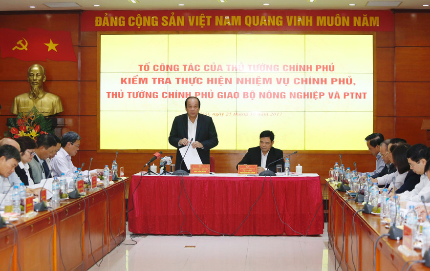 Theo Bộ trưởng, Chủ nhiệm Văn phòng Chính phủ, Bộ NN&PTNT cần tiếp tục rà soát, tránh sự quản lý chồng chéo giữa các đơn vị trong bộ và giữa Bộ với các bộ ngành khác trong cùng một mặt hàng