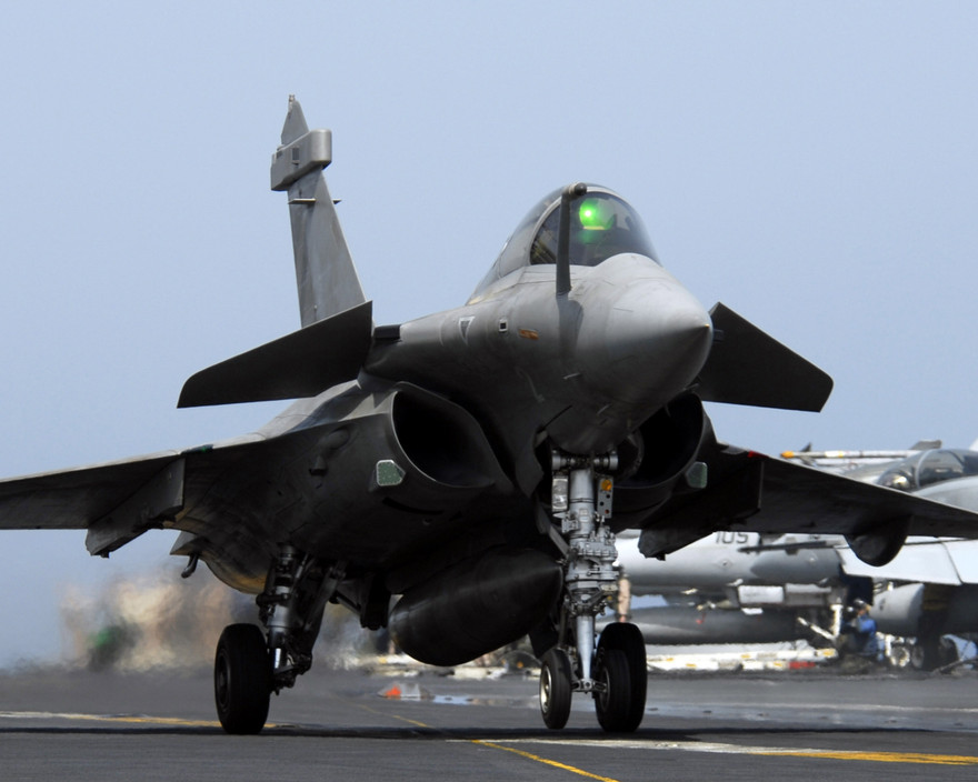 Một chiếc Rafale của Pháp