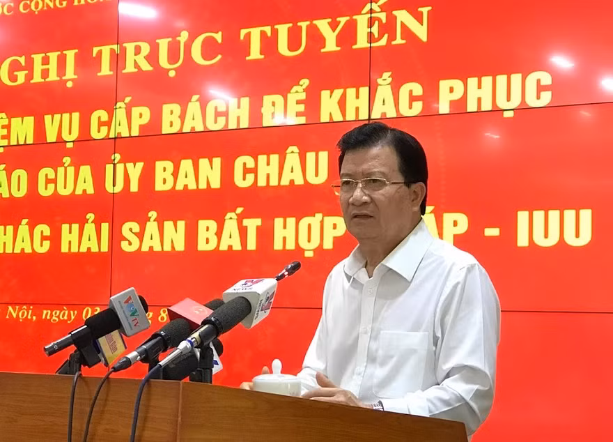 Phó thủ tướng Trịnh Đình Dũng yêu các bộ ngành, địa phương triển khai giải pháp sớm khắc phục "thẻ vàng" thủy sản của EC.