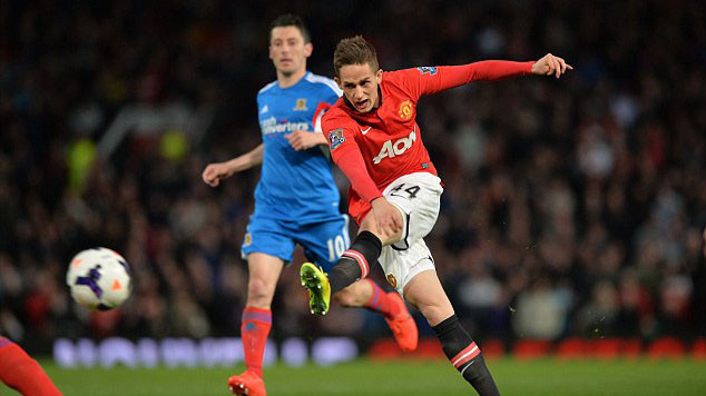 Januraj đã từ chối PSG để gắn bó lâu dài với M.U 