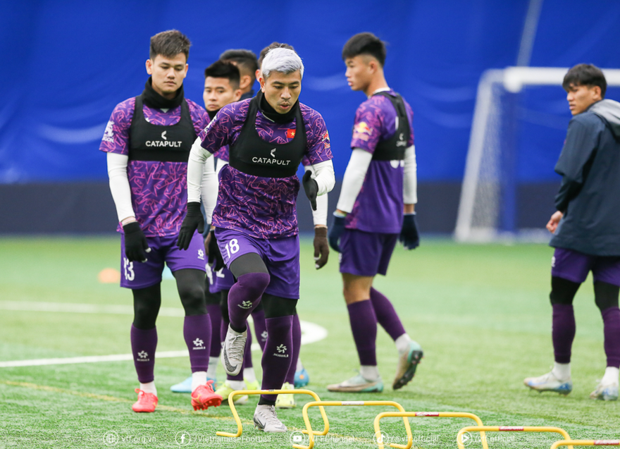 Đội tuyển Việt Nam rèn thể lực tại Hàn Quốc để chuẩn bị cho ASEAN Cup 2024 (ảnh Anh Đoàn)