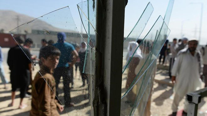 Hiện trường vụ đánh bom ở Sân bay Kabul