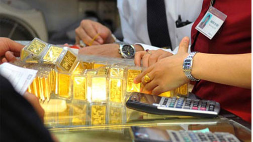 Vàng, USD cùng nhau giảm 