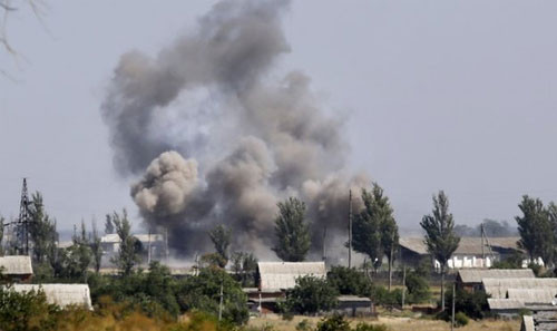 Thị trấn Novoazovsk hứng chịu khói đạn trong nhiều ngày qua