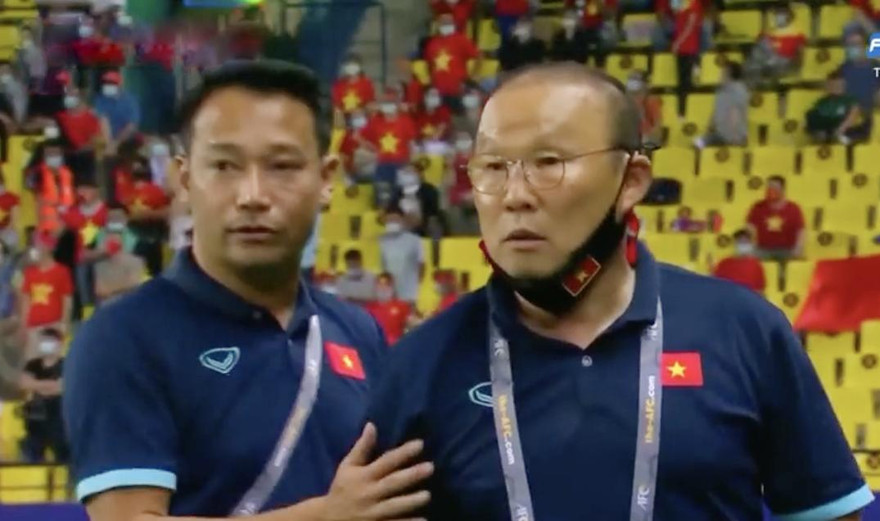 HLV Park Hang-Seo sẽ chốt danh sách đội tuyển Việt Nam cho trận đấu với Trung Quốc hôm nay. 