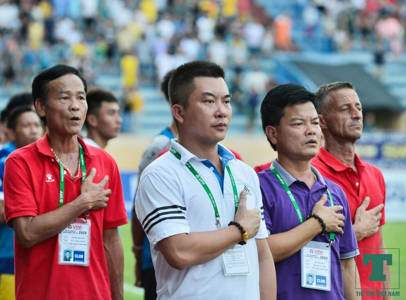 Các CLB bóng đá nợ thuế là việc bình thường?