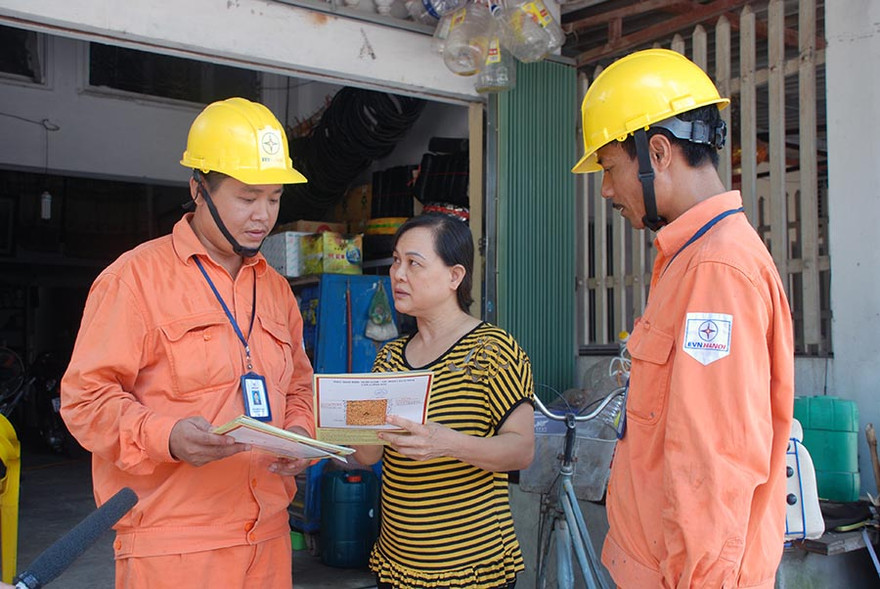 Bộ công Thương khẳng định chưa chốt phương án giá điện năm 2019 và sẽ không trình ngay sau Tết Nguyên đán