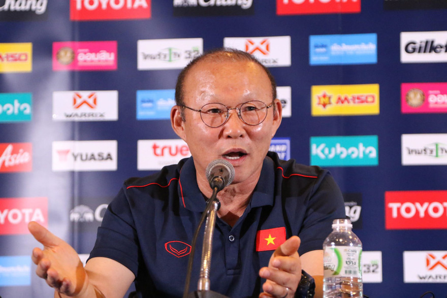 HLV Park Hang Seo sẽ lần đầu đối diện với Thái Lan ở cấp độ ĐTQG.