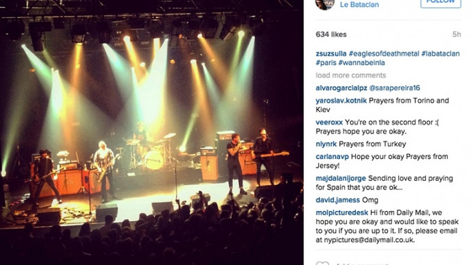 Hình ảnh về buổi biểu diễn của Eagles of Death trong nhà hát Bataclan chỉ ít phút trước vụ tấn công đẫm máu