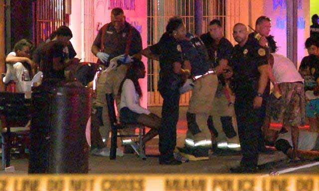 Cảnh sát có mặt tại hiện trường vụ xả súng hôm 12/6.