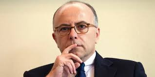 Bộ trưởng Nội vụ Pháp Bernard Cazeneuve