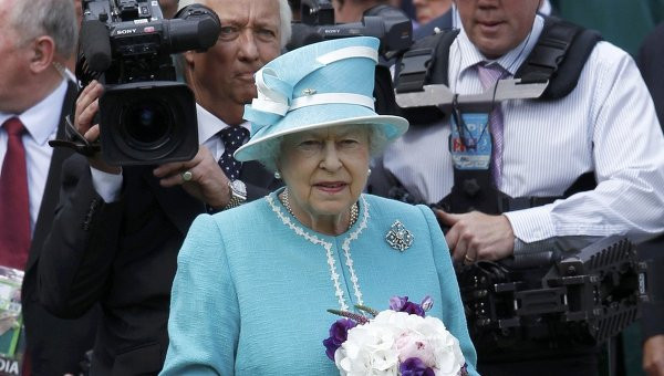 Nữ hoàng Elizabeth II 