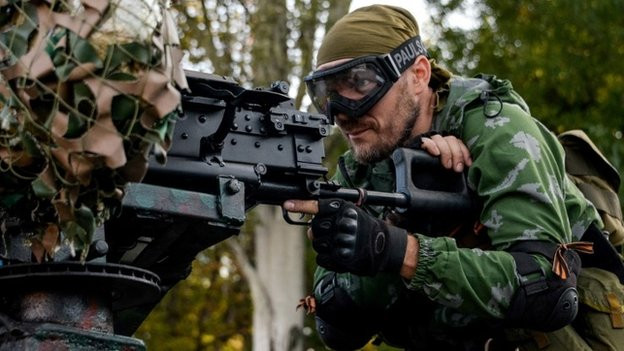 Một tay súng ly khai miền đông