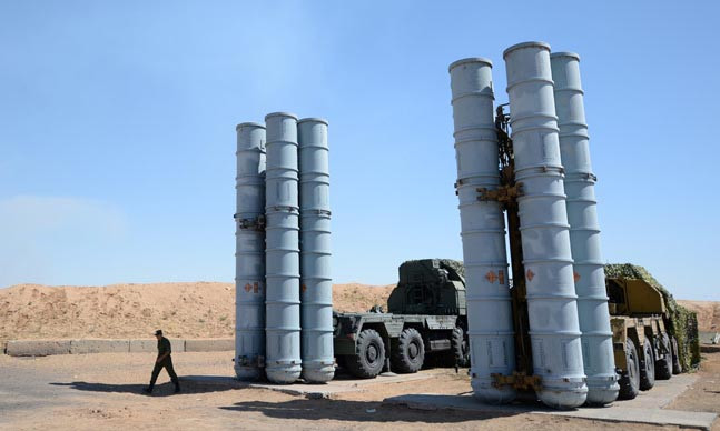 Hệ thống phòng không S-300.