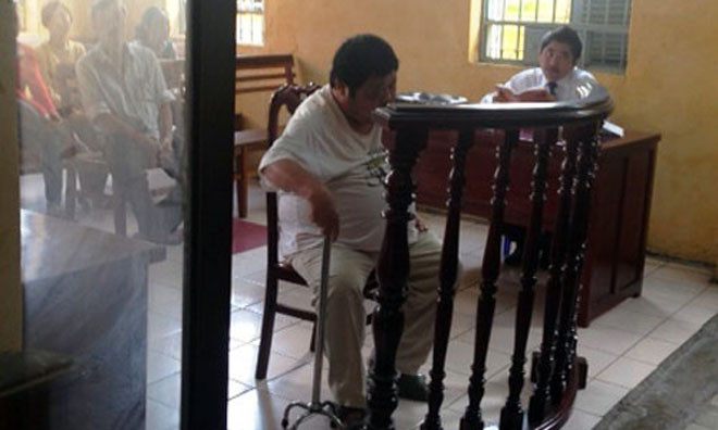 Trương Văn Sang trước tòa. Ảnh: Thanh Niên.