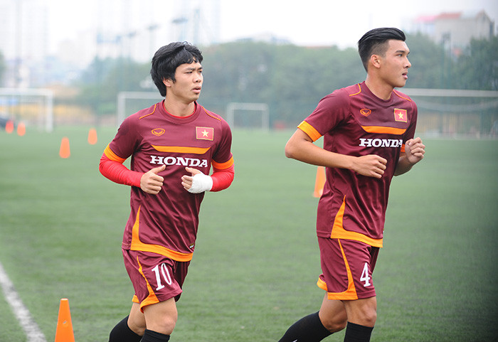 Công Phượng (trái) sẽ vắng mặt ở tuyển Việt Nam lần tập trung tới.