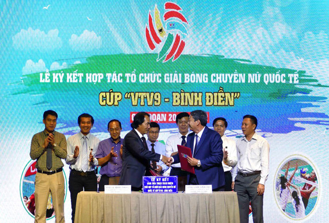 Quang cảnh lễ họp báo công bố cúp Bóng chuyền nữ Bình Điền-VTV9 tại Tp Hồ Chí Minh hôm 10/4.