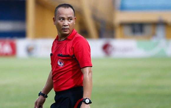 Trọng tài Nguyễn Văn Kiên sẽ phải nghỉ làm nhiệm vụ vô thời hạn.