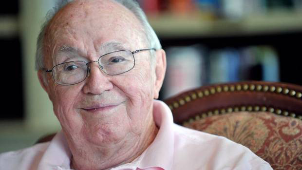 Ông Theodore VanKirk, người sống sót cuối cùng trong phi đội thả bom nguyên tử xuống Hiroshima qua đời ở tuổi 93