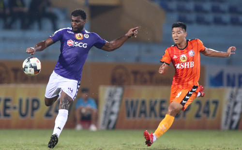 Hà Đức Chinh đang có phong độ không tốt ở V-League nhưng nhiều khả năng vẫn được triệu tập lên tuyển U23 Việt Nam.