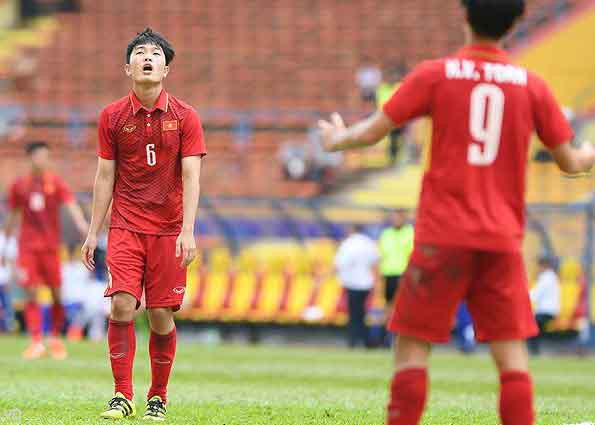 Lương Xuân Trường cần được thi đấu nhiều hơn để lấy lại phong độ.