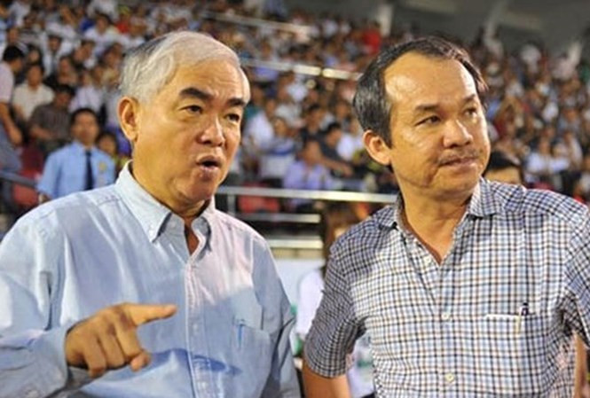 Ông Đoàn Nguyên Đức (phải) và Chủ tịch VFF Lê Hùng Dũng.